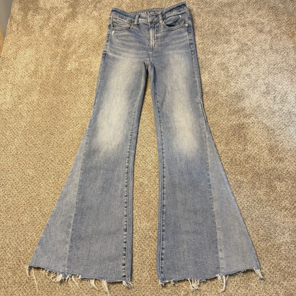 American Eagle Next Level Stretch Festival Flare Light Wash Jeans Size 2